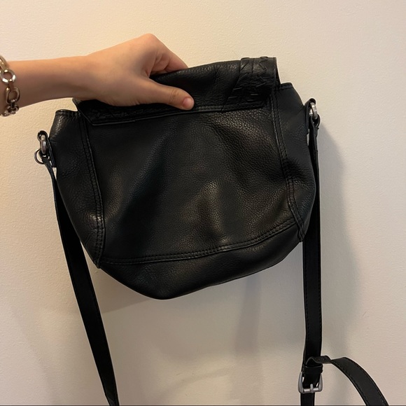 Black Genuine Leather Saddle Bag - Picture 6 of 11